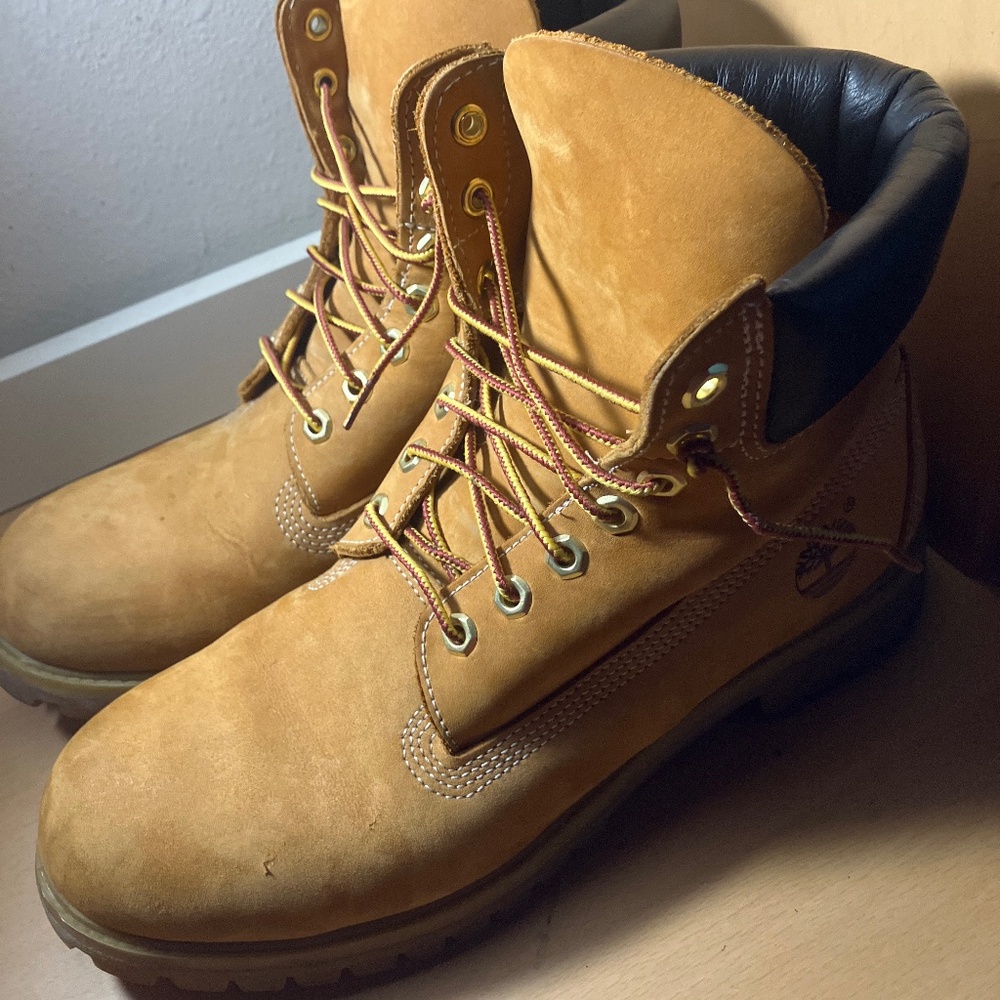 Lightly Used Timberlands (Size 9.5)